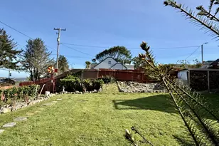 407 S Empire Blvd, Coos Bay, OR 97420 - Photo 42