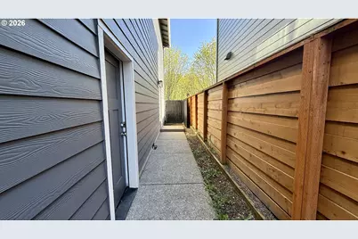 1054 NE Regan Hill Loop, Estacada, OR 97023 - Photo 18
