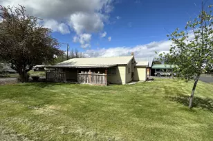 215 B Ave, Seneca, OR 97873 - Photo 4