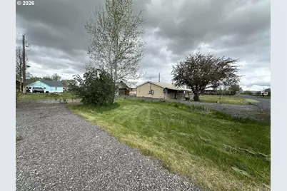 215 B Ave, Seneca, OR 97873 - Photo 12
