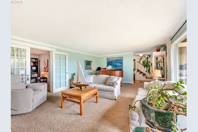 77 Hilltop Dr, Seaside, OR 97138 - Photo 14