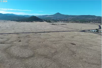 1631 E Antelope Rd, Eagle Point, OR 97524 - Photo 12