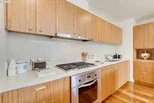 841 S Gaines St, Portland, OR 97239 - Photo 14