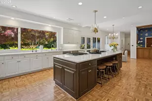 1890 S Greenwood Rd, Portland, OR 97219 - Photo 14