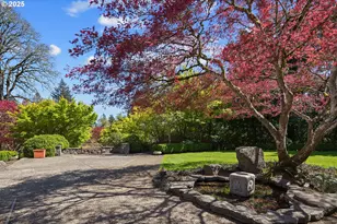 1890 S Greenwood Rd, Portland, OR 97219 - Photo 22