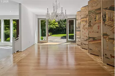 1890 S Greenwood Rd, Portland, OR 97219 - Photo 18