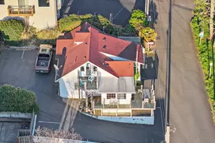 25 NE Clarke St, Depoe Bay, OR 97341 - Photo 6