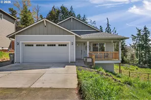 635 NW Pine St, Clatskanie, OR 97016 - Photo 1