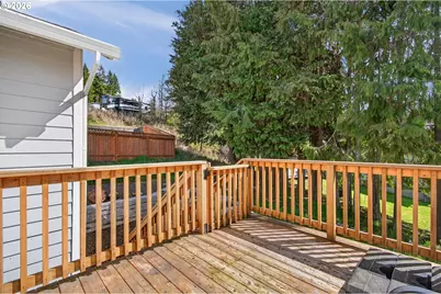 635 NW Pine St, Clatskanie, OR 97016 - Photo 24