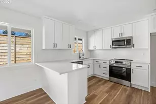 9545 SW 90th Ave, Portland, OR 97223 - Photo 10