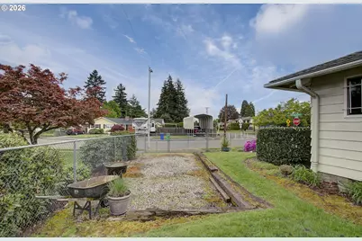 14351 NE San Rafael St, Portland, OR 97230 - Photo 32