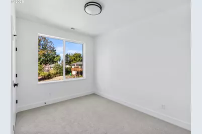 9053 NW Kearney Ave, Portland, OR 97229 - Photo 14