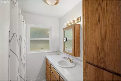 27085 Greenville Rd, Sweet Home, OR 97386 - Photo 22