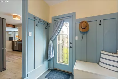 824 W Nebo St, Roseburg, OR 97471 - Photo 8