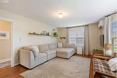 824 W Nebo St, Roseburg, OR 97471 - Photo 20