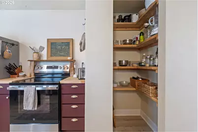 824 W Nebo St, Roseburg, OR 97471 - Photo 12