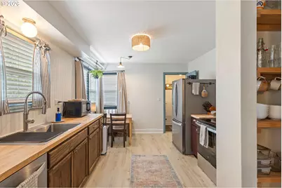 824 W Nebo St, Roseburg, OR 97471 - Photo 10