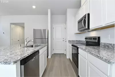 951 NE 14th St, Battle Ground, WA 98604 - Photo 8