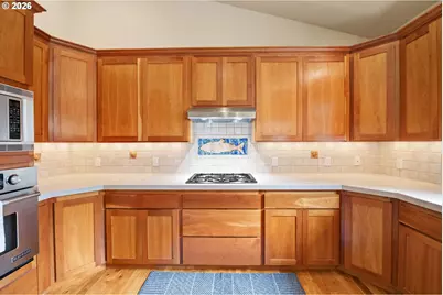 33302 Neacoxie Ln, Warrenton, OR 97146 - Photo 16