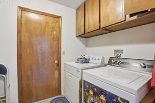 15606 SE Clinton Ct, Portland, OR 97236 - Photo 10