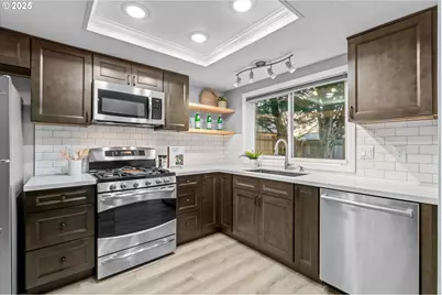 15975 SW 87th Ave, Portland, OR 97224 - Photo 10