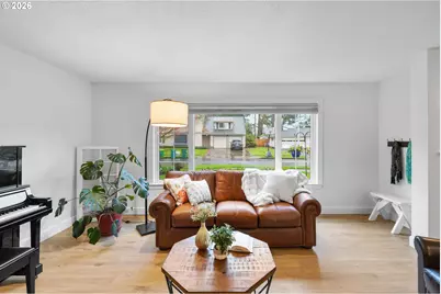 9375 SW Pine St, Beaverton, OR 97005 - Photo 4