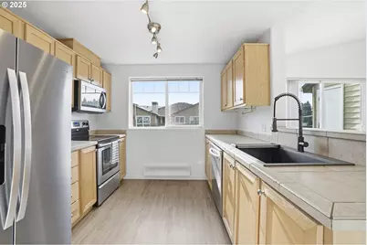 790 NW 185th Ave #303, Beaverton, OR 97006 - Photo 10