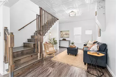 9039 N Richmond Ave, Portland, OR 97203 - Photo 6