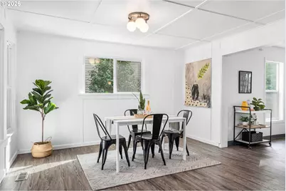9039 N Richmond Ave, Portland, OR 97203 - Photo 10