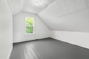 9039 N Richmond Ave, Portland, OR 97203 - Photo 30