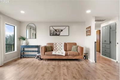 6020 Valley View Rd NE, Silverton, OR 97381 - Photo 8