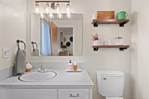 6020 Valley View Rd NE, Silverton, OR 97381 - Photo 20