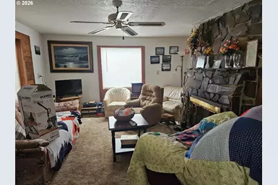 1433 NW 17th St, Lincoln City, OR 97367 - Photo 6