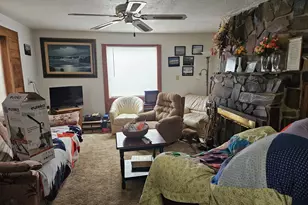 1433 NW 17th St, Lincoln City, OR 97367 - Photo 6