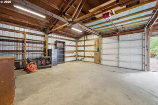 51890 Lake Dr, Scappoose, OR 97056 - Photo 32