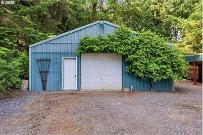 51890 Lake Dr, Scappoose, OR 97056 - Photo 30