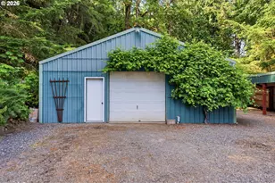 51890 Lake Dr, Scappoose, OR 97056 - Photo 30