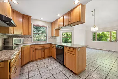 51890 Lake Dr, Scappoose, OR 97056 - Photo 14