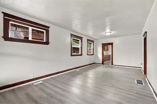 2145 SE Cesar E Chavez Blvd, Portland, OR 97214 - Photo 10