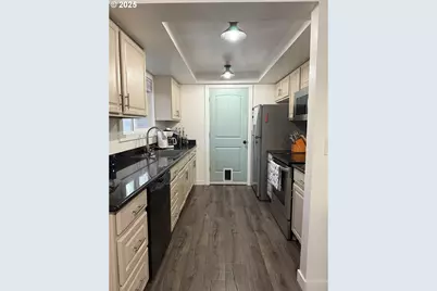 1021 Carolina Rd, Umatilla, OR 97882 - Photo 4