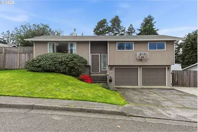 1289 Ford Ln, North Bend, OR 97459 - Photo 2