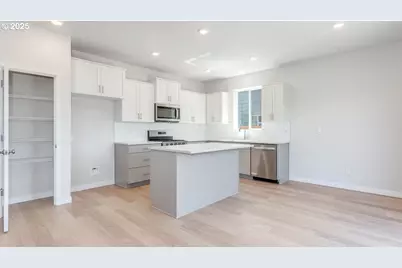 16655 SE Crossland St, Happy Valley, OR 97086 - Photo 10