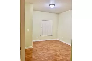 608 NE Roydon Ln, Hillsboro, OR 97006 - Photo 14