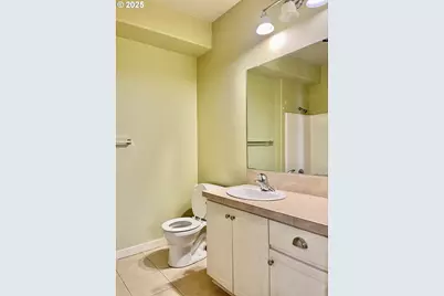 608 NE Roydon Ln, Hillsboro, OR 97006 - Photo 20