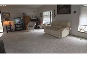 17401 SE 39th St, Vancouver, WA 98683 - Photo 2