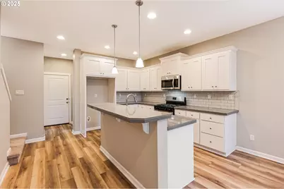 816 S Corinne Dr, Newberg, OR 97132 - Photo 6