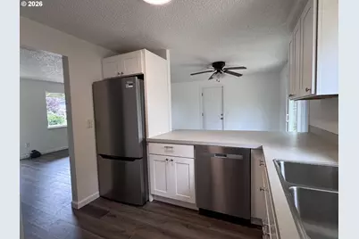 2688 Centennial Blvd, Springfield, OR 97477 - Photo 6