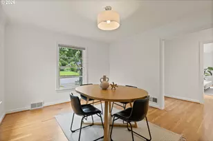 8120 SW Maple Dr, Portland, OR 97225 - Photo 16