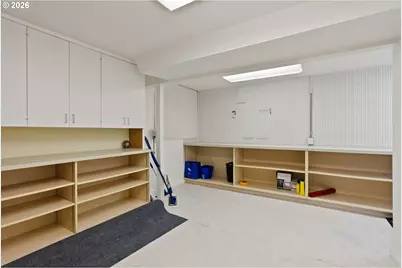 8120 SW Maple Dr, Portland, OR 97225 - Photo 36