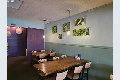 2521 W Harvard Ave, Roseburg, OR 97471 - Photo 6